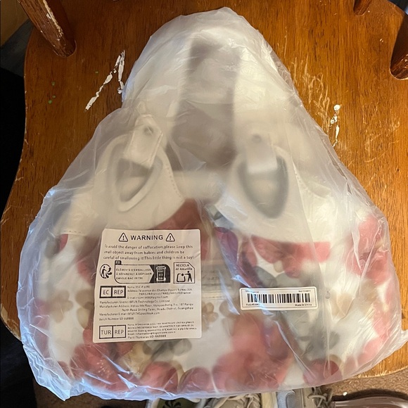 Unbranded Floral White and Red Women's Handbag - NIP - Picture 9 of 9